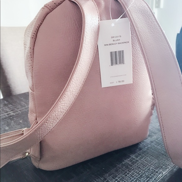 🌈RESTOCKED🌺 New Steve Madden mini backpack set - Picture 4 of 5